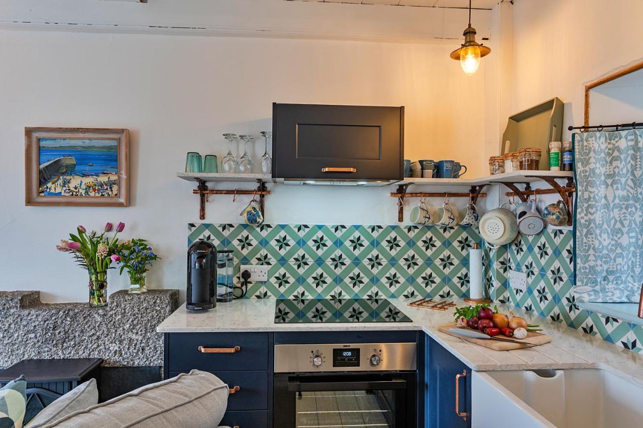 Finest Retreats - Cosy Mousehole Cottage With Sea Views Екстер'єр фото