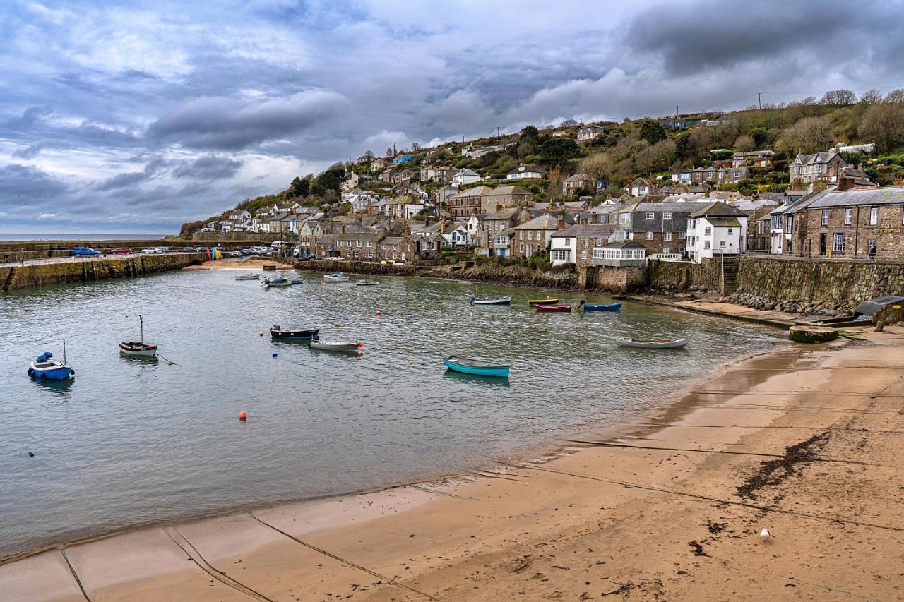 Finest Retreats - Cosy Mousehole Cottage With Sea Views Екстер'єр фото